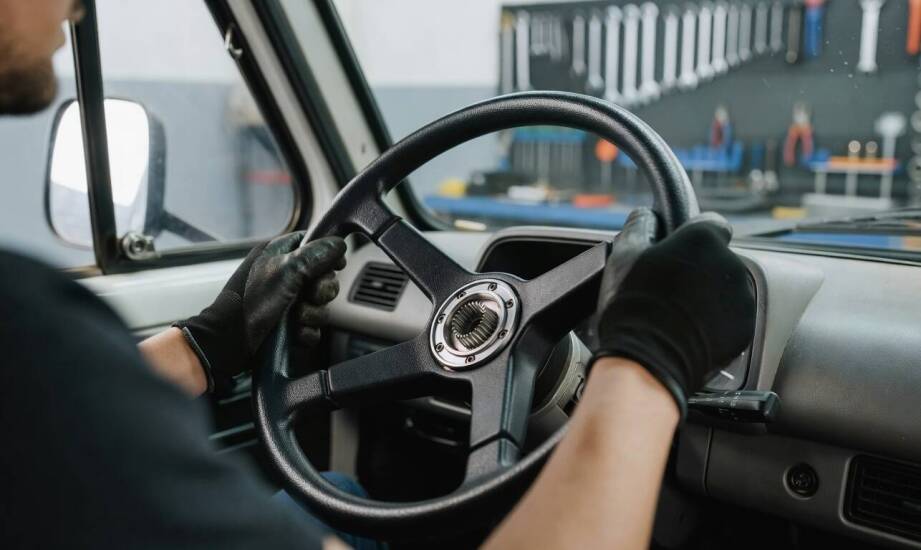 Jak sprawdzić kompatybilność kierownicy z VW LT 35 przed zakupem używanej części