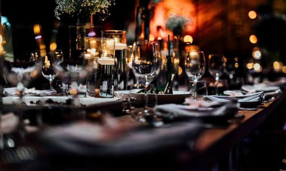 Organizacja okolicznościowych imprez w eleganckiej atmosferze naszej restauracji