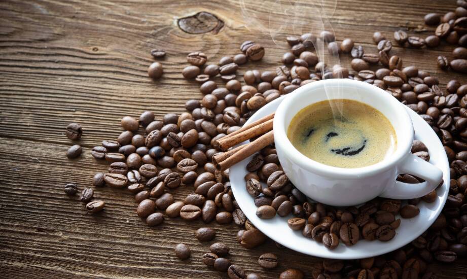 Czym zachwycić prawdziwego konesera mocnego espresso i luksusowych ręcznie robionych pralin?