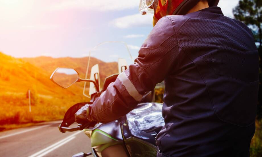 Dlaczego motocyklowy strój przeciwdeszczowy działa tylko wtedy, gdy pasuje do planu jazdy