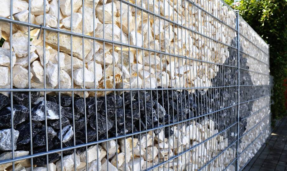 Co podnosi koszt utrzymania ogrodzenia gabionowego w kolejnych latach użytkowania