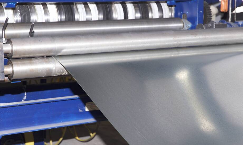 Dlaczego gatunek aluminium i sposób cięcia przesądzają o przydatności blachy w produkcji seryjnej motoryzacji i AGD