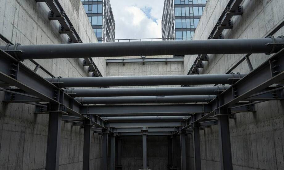 Rury, kształtowniki i połączenia węzłowe — dobór elementów do stabilizacji głębokich wykopów miejskich