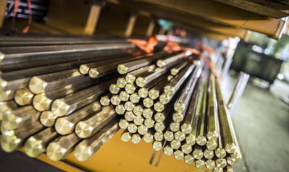 Jak ciągnienie, łuszczenie i kucie zmieniają parametry półwyrobów stalowych dla przemysłu