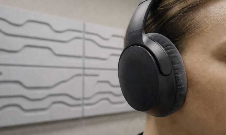 Jak dopasowanie i tłumienie ochronników wpływa na powtarzalność pomiarów w audiometrii