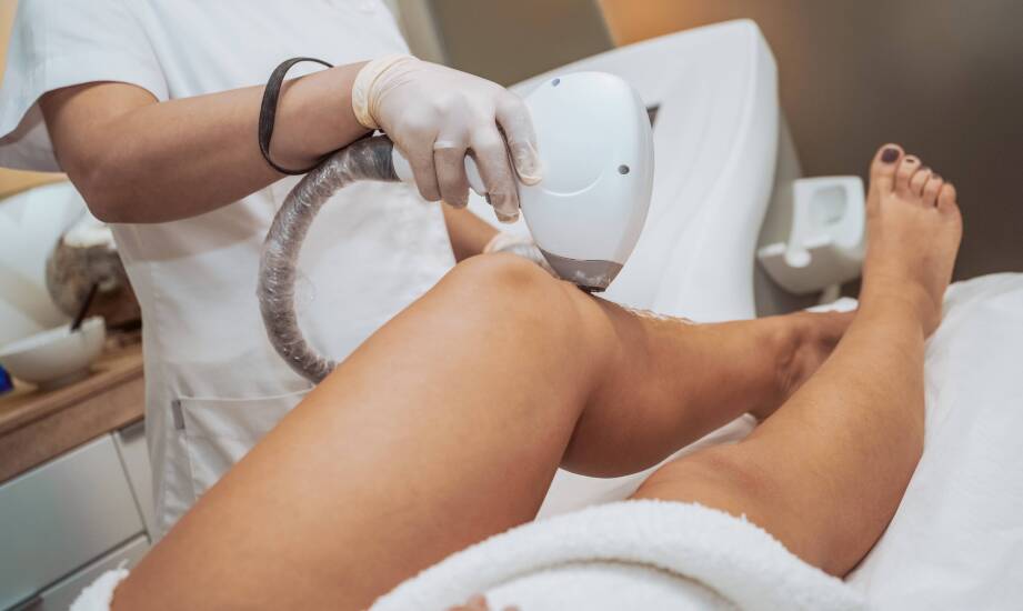 Co dzieje się podczas pierwszej wizyty w miejscu łączącym depilację laserową i modelowanie sylwetki