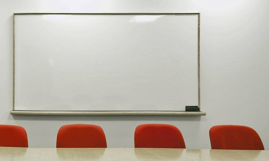 Czym charakteryzuje się profesjonalny producent flipchartów?
