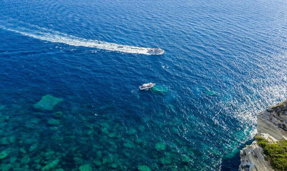 Zamek Monolithos – historia i atrakcje podczas wycieczek fakultatywnych na Rodos