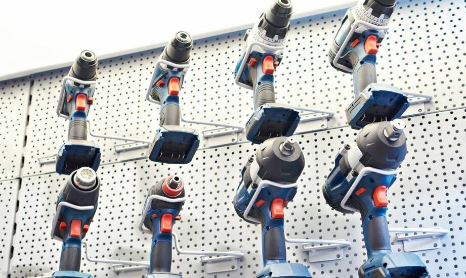 Jakie narzędzia do instalacji elektrycznych oferuje energotytan sklep?