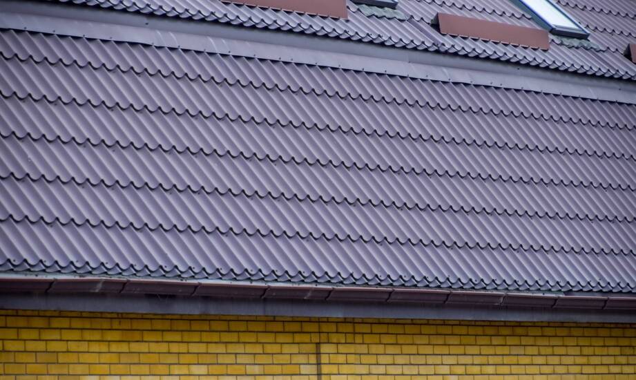 Zalety paneli dachowych w kontekście oszczędności energii