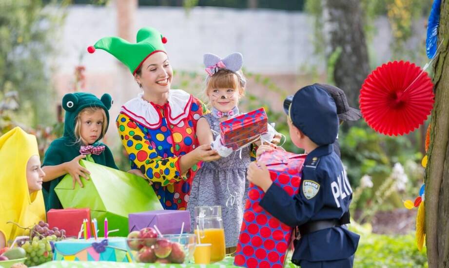 Kreatywne animacje podczas urodzin – co proponują parki rozrywki?