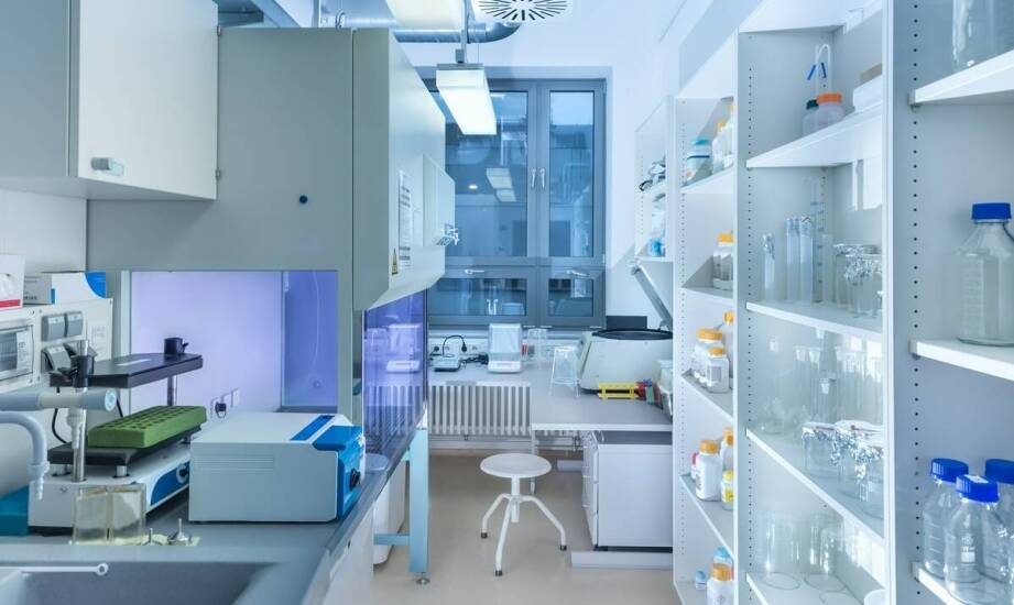 Innowacyjne zastosowania suchego lodu w laboratoratoriach