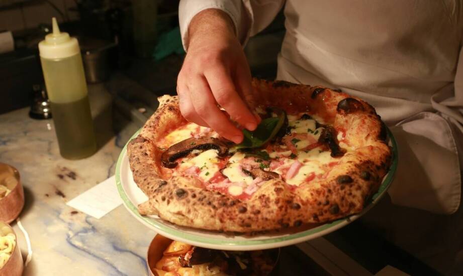 Jak zostać pizzaiolo: jakie wyzwania czekają na początkujących w tej profesji?