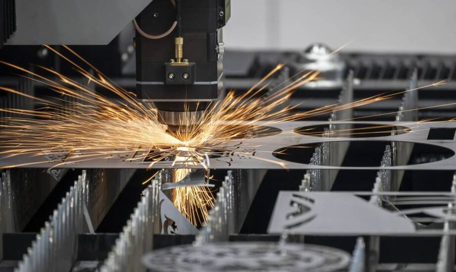 Znakowanie laserowe a trwałość oznaczeń na metalach