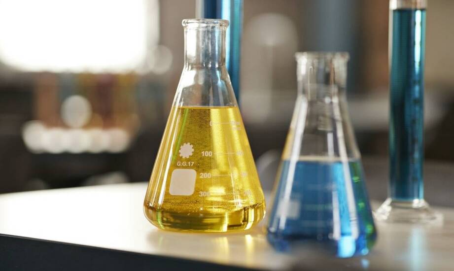 Innowacyjne zastosowania chlorku didecylodimetyloamoniowego w przemyśle chemicznym