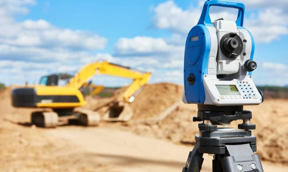 Jakie korzyści przynosi integracja technologii GPS z procesem wytyczania budynków?