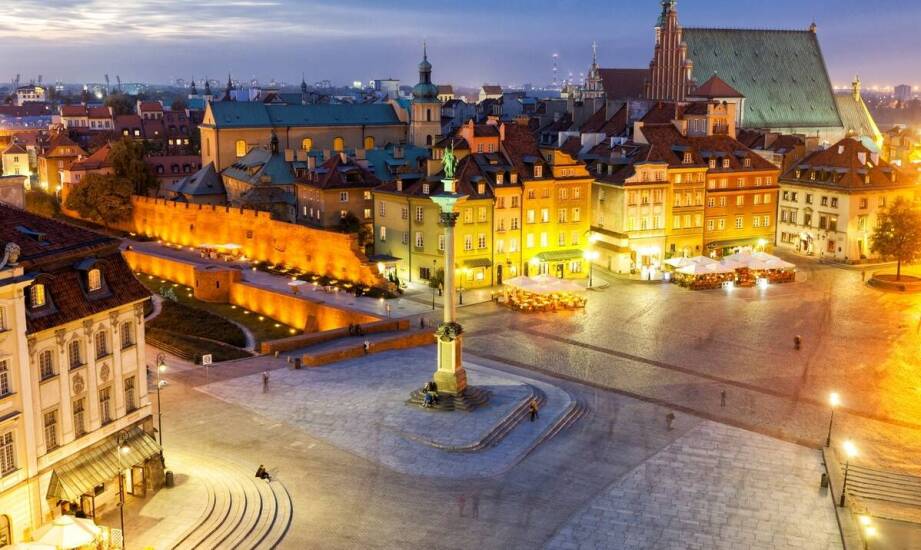Jak hostel w Warszawie Praga zapewnia komfortowy pobyt dla podróżujących solo?