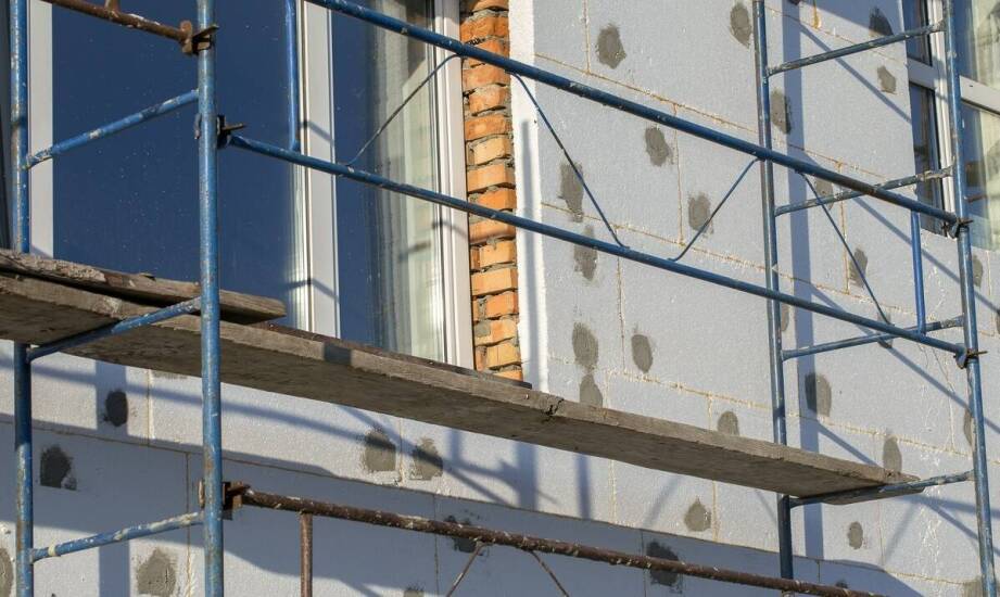 Kompleksowe ocieplenia budynków: oferta firmy budowlanej Błonie