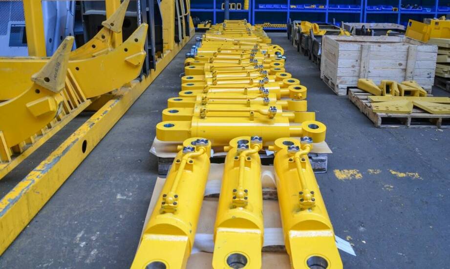 Jak siłownik wahliwy wspiera automatyzację procesów produkcyjnych?