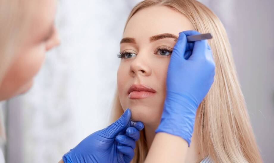 Jak długo utrzymują się efekty zabiegu blefaroplastyki powiek?