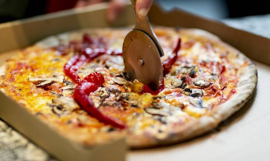 Pizza faszerowana – idealne rozwiązanie na wyjątkowy posiłek