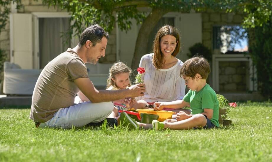 Egzotyczne wakacje all-inclusive – jakie udogodnienia oferują hotele dla rodzin?