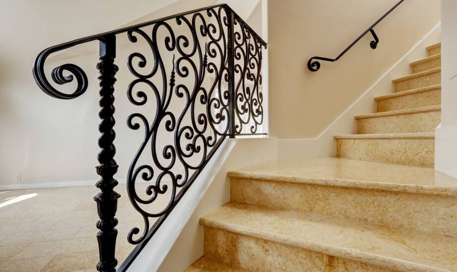 Welche Farben von Balustraden aus Metall werden am häufigsten von Kunden gewählt?