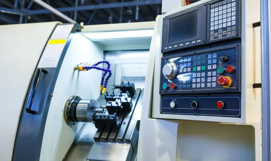 Dlaczego wybór odpowiedniego systemu gaśniczego jest kluczowy dla obrabiarek CNC?