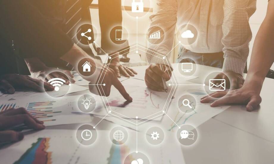 Przemiany w przechowywaniu dokumentów – od papieru do archiwum elektronicznego