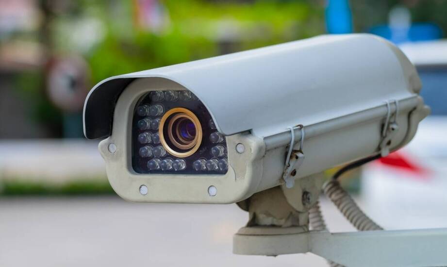 Korzyści z wynajmu mobilnych wież do monitoringu na terenach osiedlowych
