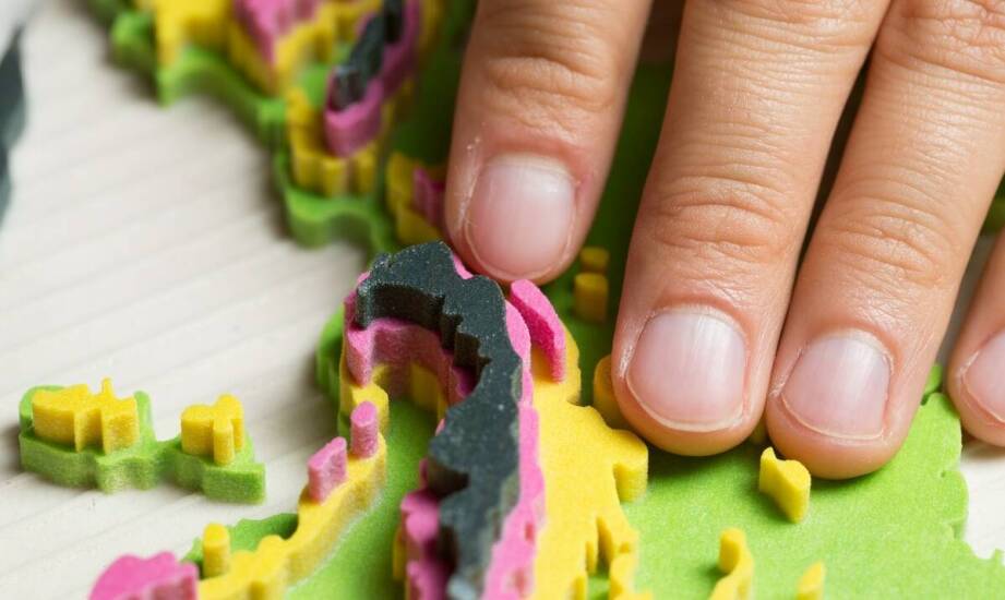 Jakie unikalne kształty oferują puzzle drewniane i co je wyróżnia?