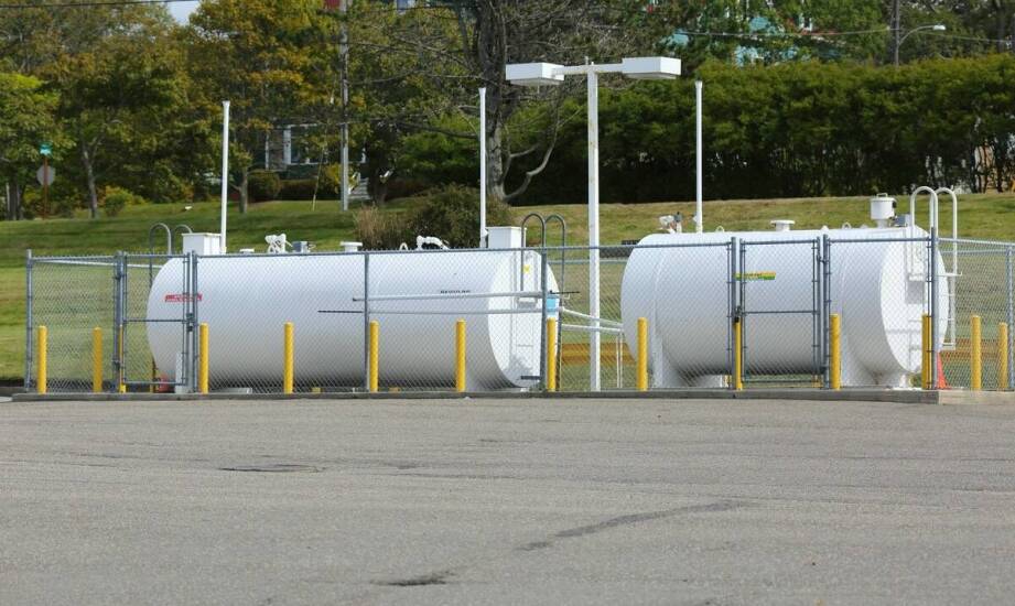 Jakie są kluczowe funkcje rozlewni gazu w procesie dystrybucji?