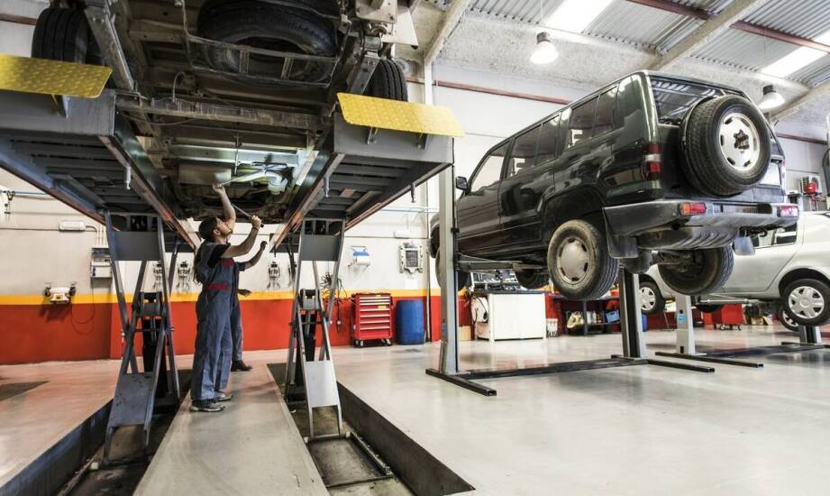 Dlaczego warto korzystać z profesjonalnych badań technicznych przed zakupem używanego samochodu?