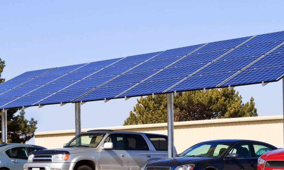 Photovoltaik-Carports: Wie wählt man die beste Lösung für sein Grundstück aus?