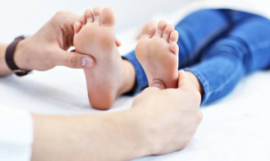 Jak osteopatia dziecięca wspiera rozwój fizyczny dzieci?