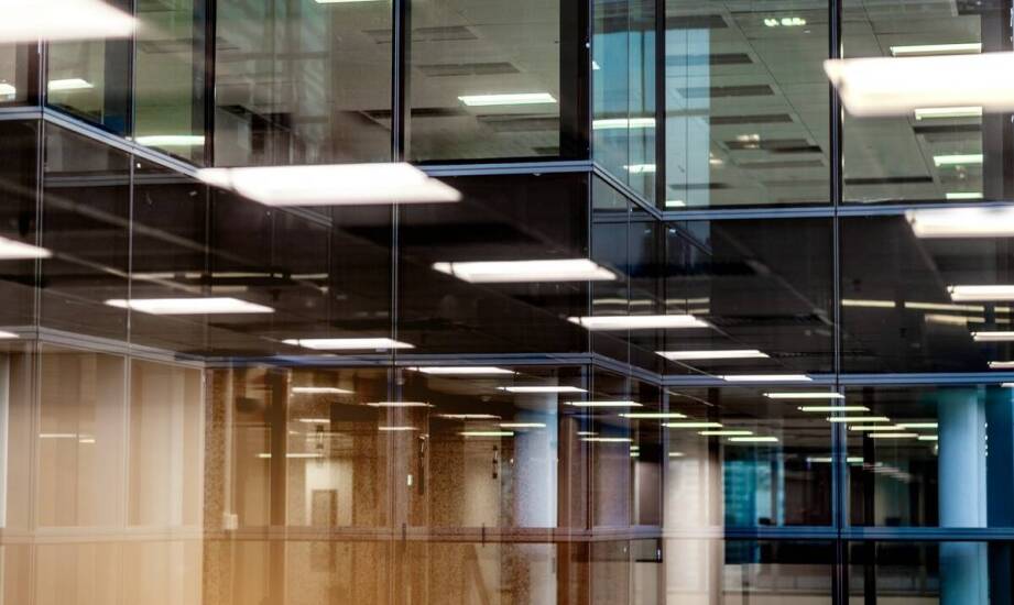 Projektowanie instalacji teletechnicznych przez elektryka Kraków – korzyści