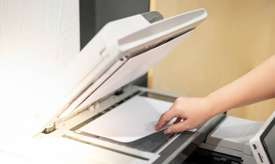 Skanowanie i digitalizacja dokumentów jako element nowoczesnego biura