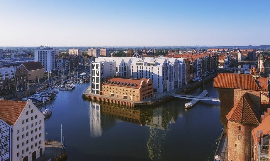 Komfortowy wypoczynek w hotelu nad morzem – co oferuje Gdańsk?