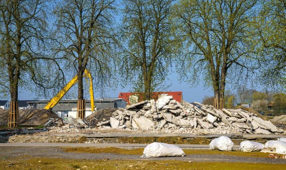 Jak wynajem worków na gruz ułatwia małe remonty?