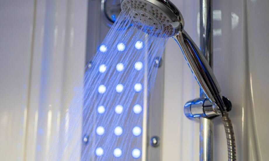 Jakie są różnice między różnymi modelami lamp UV do wody?