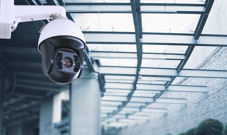 Wpływ wideo obchodów na bezpieczeństwo klientów centrów handlowych