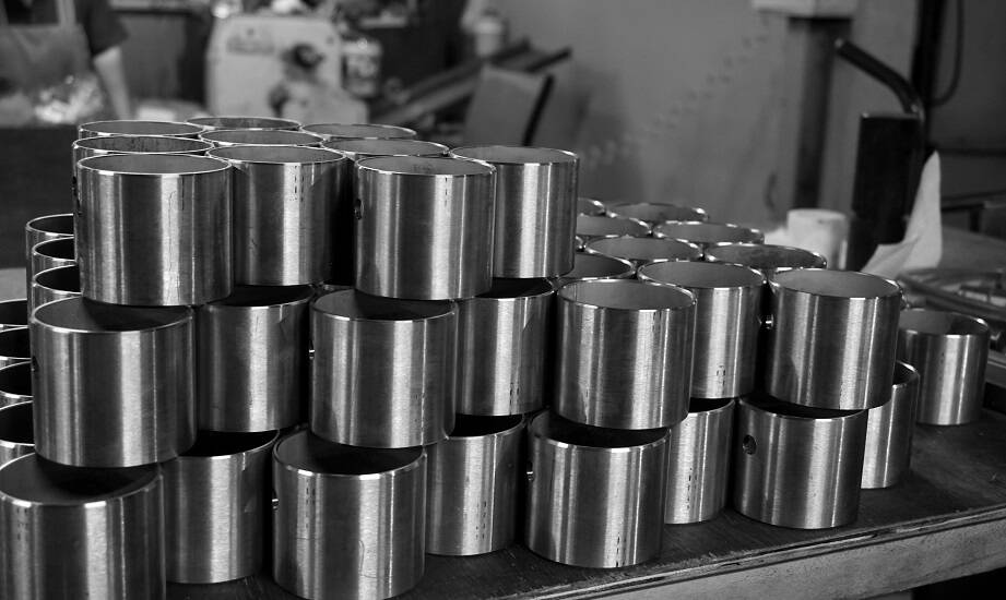 Proces eloksalacji aluminium – krok po kroku dla przemysłu