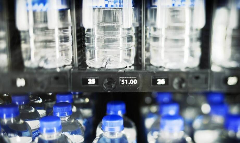 Efektywne zarządzanie zewnętrznymi automatami vendingowymi – poradnik dla firm