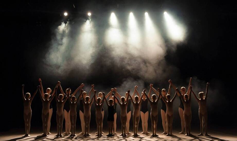 Jak rozwija się scena teatralna dzięki absolwentom gdańskiej akademii teatralnej?