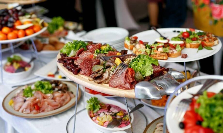 Catering Zgierz: Co wyróżnia naszą ofertę weselną?