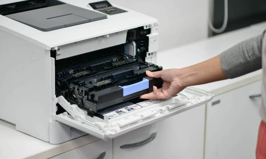 Jakie technologie wspierają nowoczesne kserokopiarki dostępne w dzierżawie?