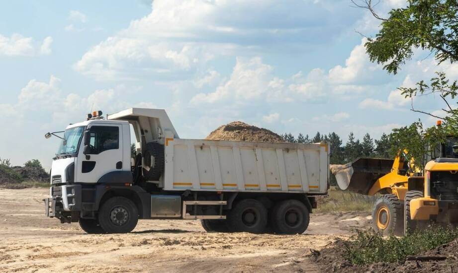 Wywóz gruzu a ochrona środowiska – co warto wiedzieć?