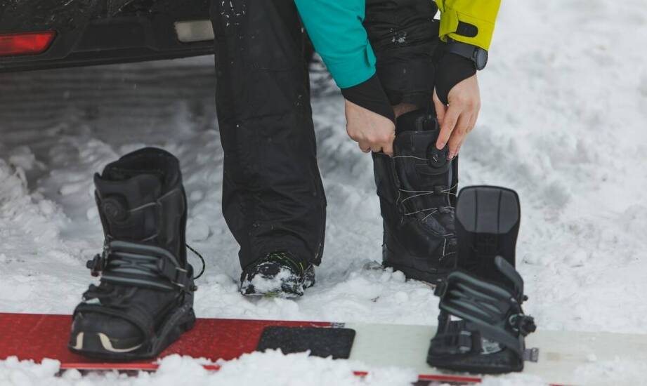 Jak wybrać odpowiedni rozmiar spodni snowboardowych dla maksymalnej swobody ruchów?