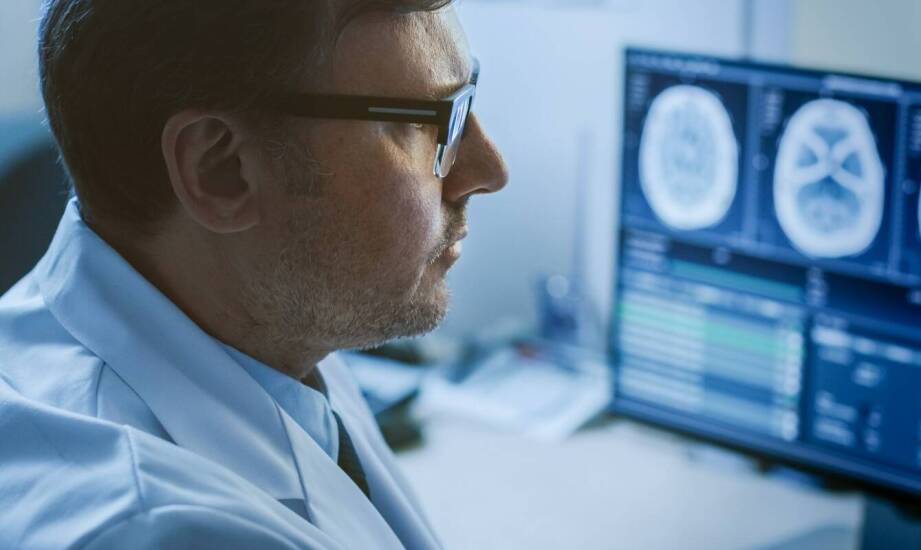 Jak neurochirurg może pomóc pacjentom z chorobami kręgosłupa?