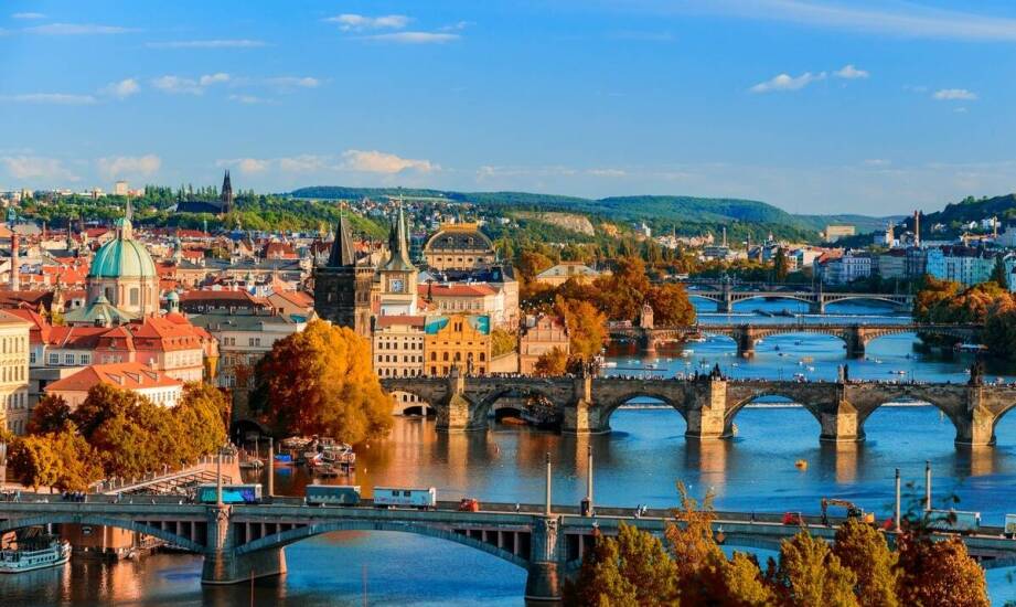 Dlaczego warto wybrać naszą ofertę na wycieczki do Czech? Atrakcje i korzyści
